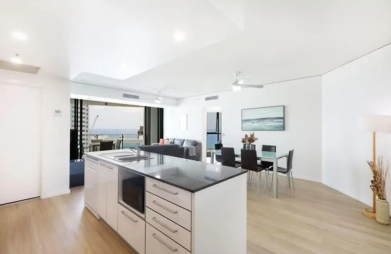 High Floor Ocean View Apartment - Sierra Broadbeach Gold Coast